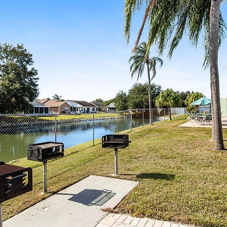 Bella Villa Bradenton Exterior photo